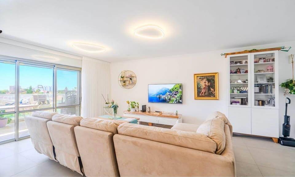 תמונה ממוזערת 6