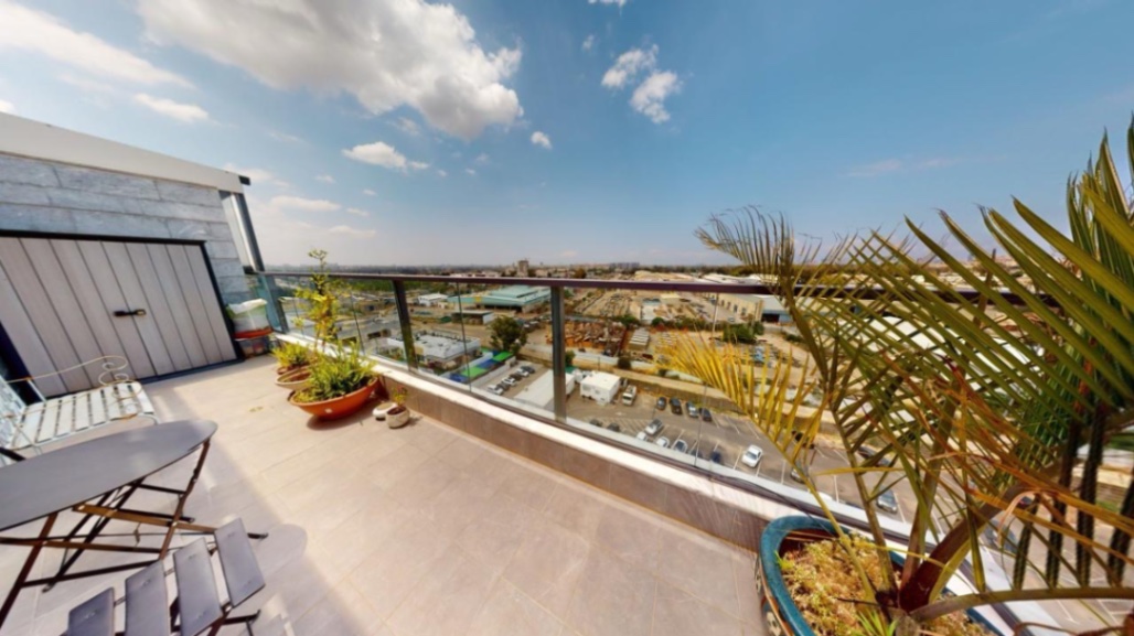 תמונה ממוזערת 4