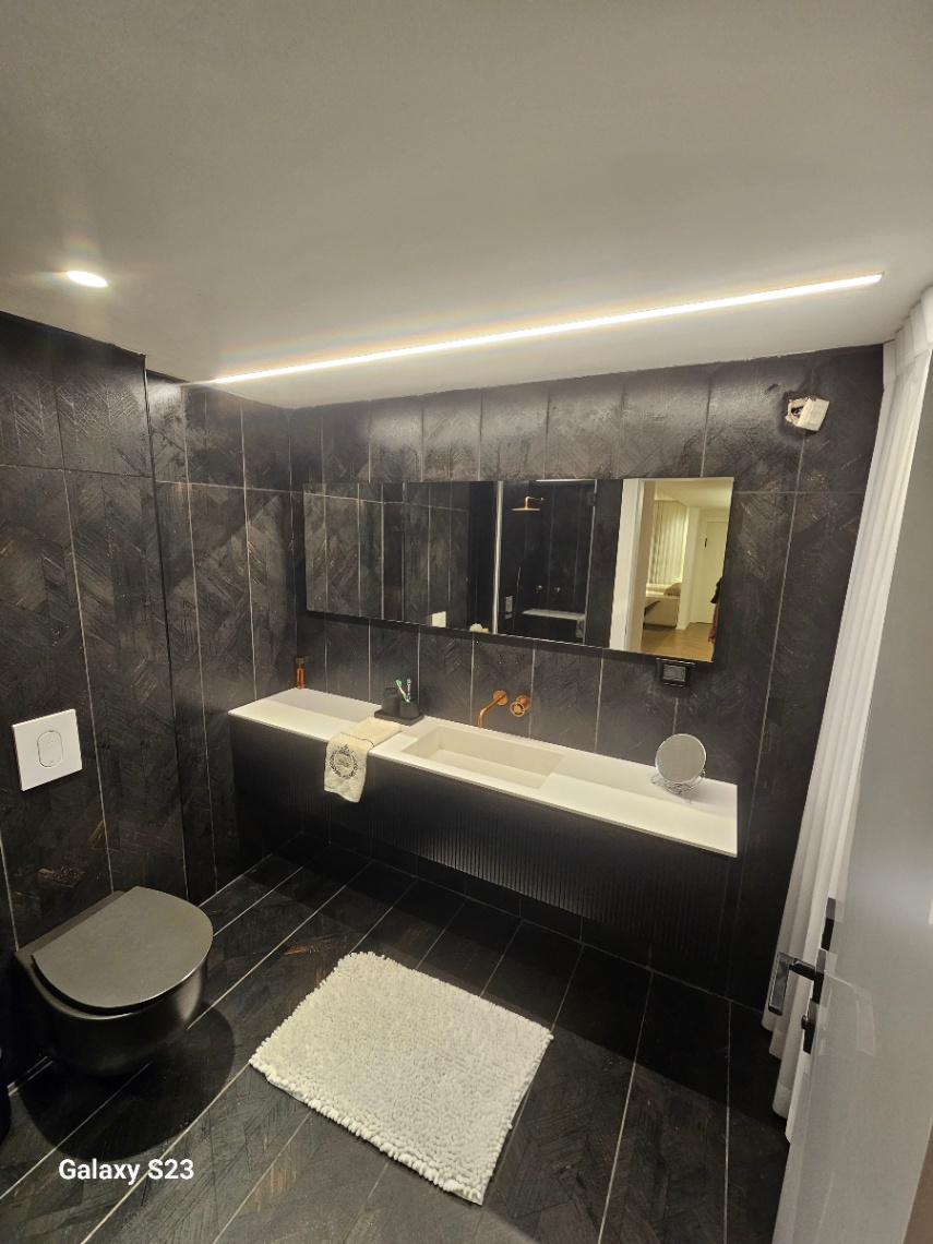 תמונה ממוזערת 5