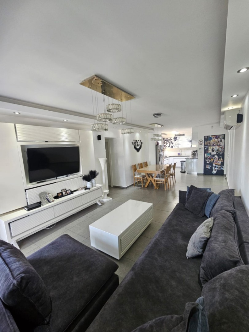 תמונה ממוזערת 4