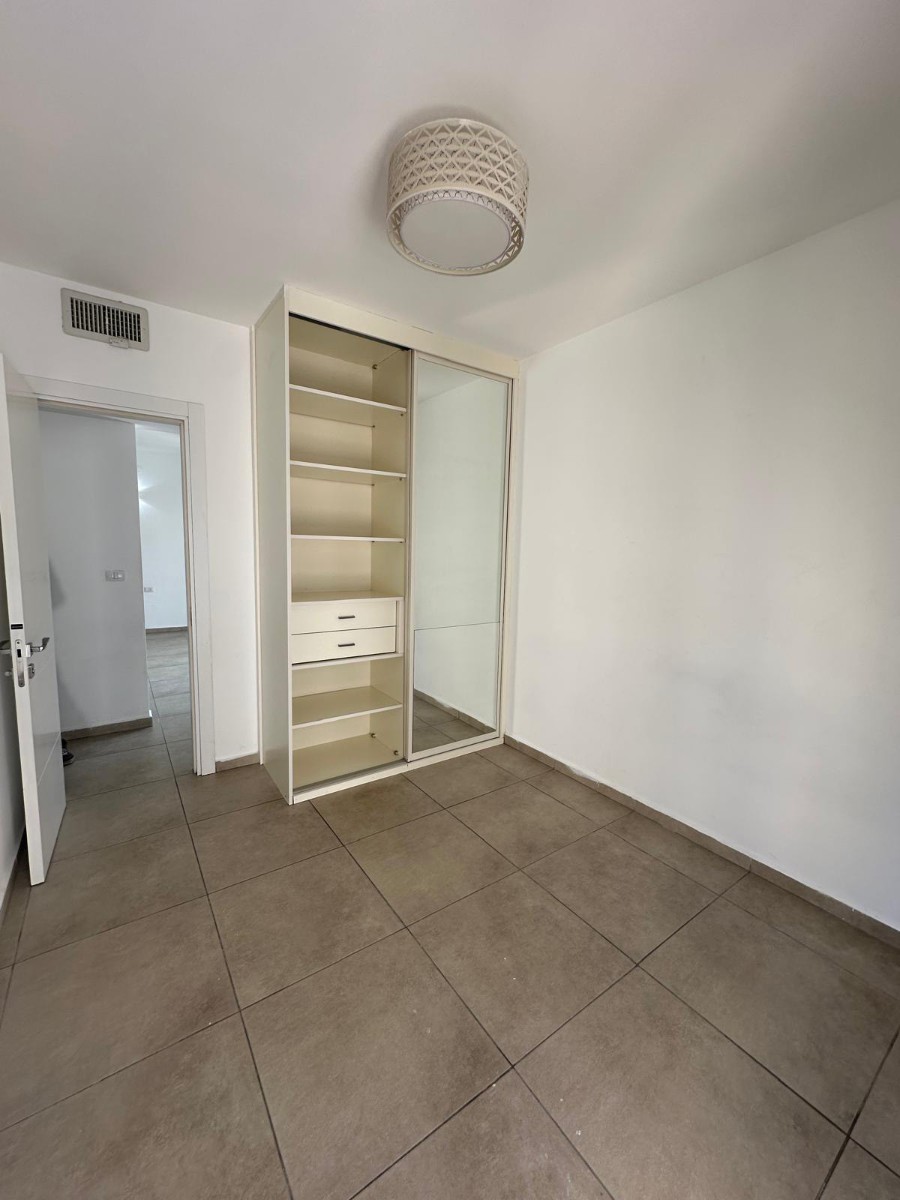 תמונה ממוזערת 4