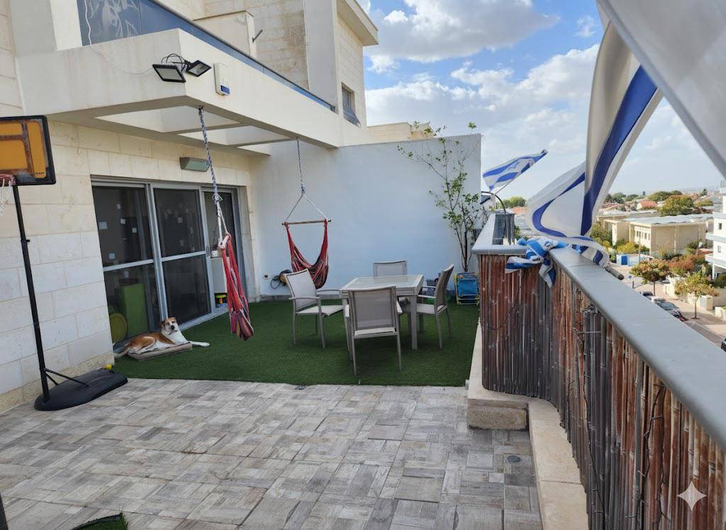 תמונה ממוזערת 4