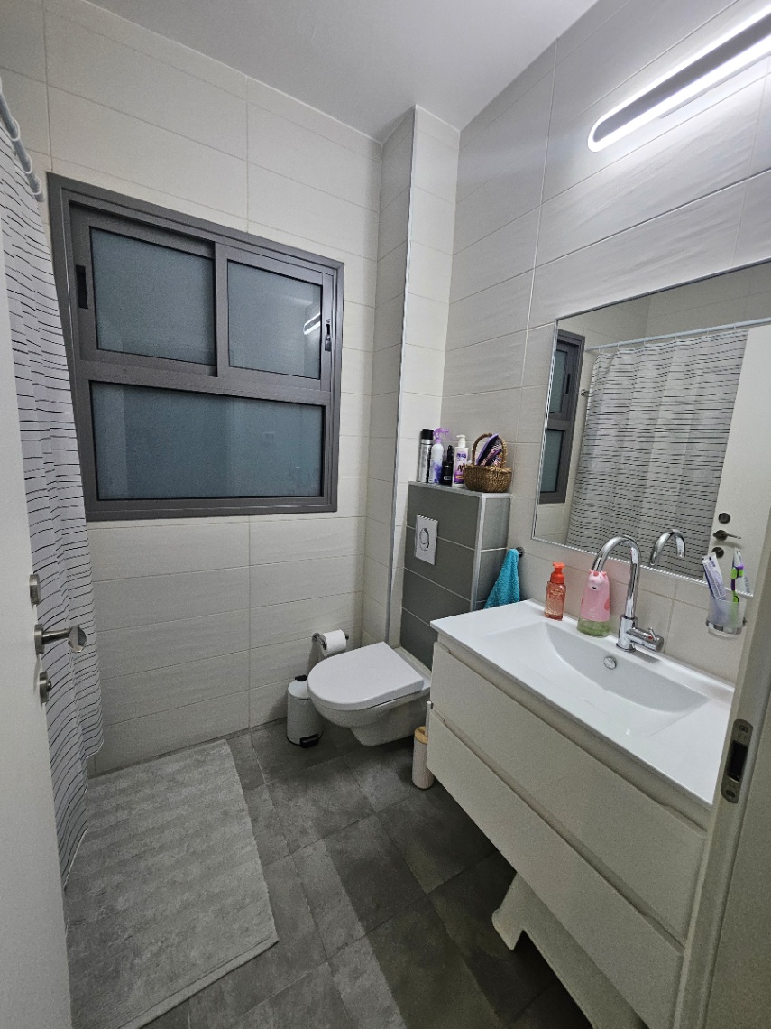 תמונה ממוזערת 5