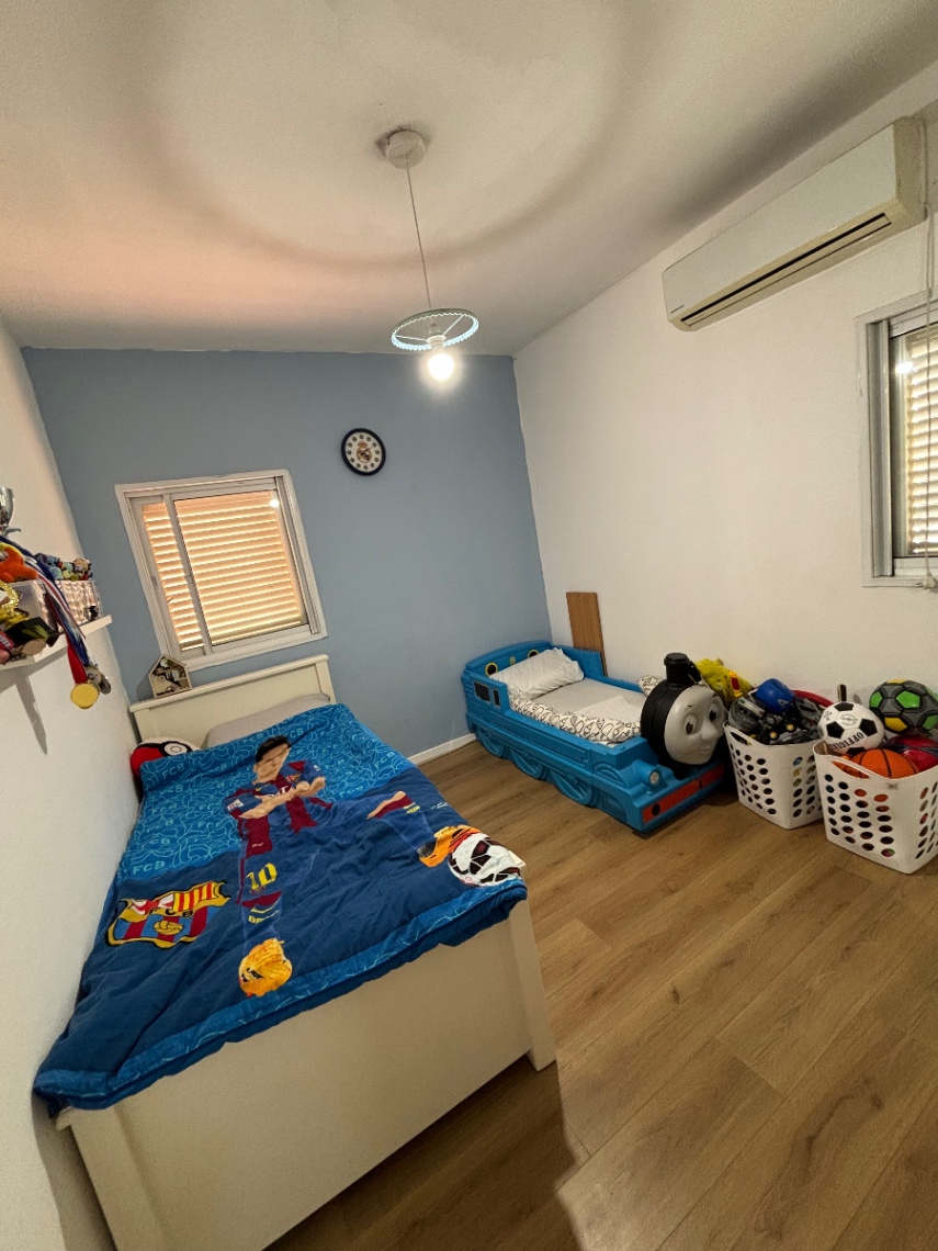 תמונה ממוזערת 4