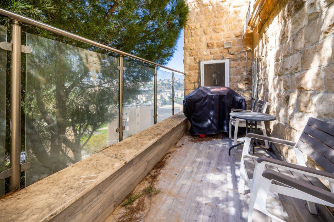 תמונה ממוזערת 4