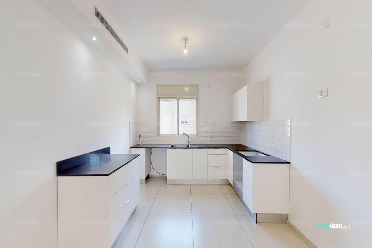 תמונה ממוזערת 4