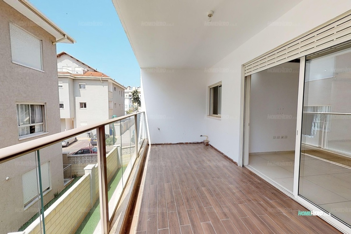 תמונה ממוזערת 5