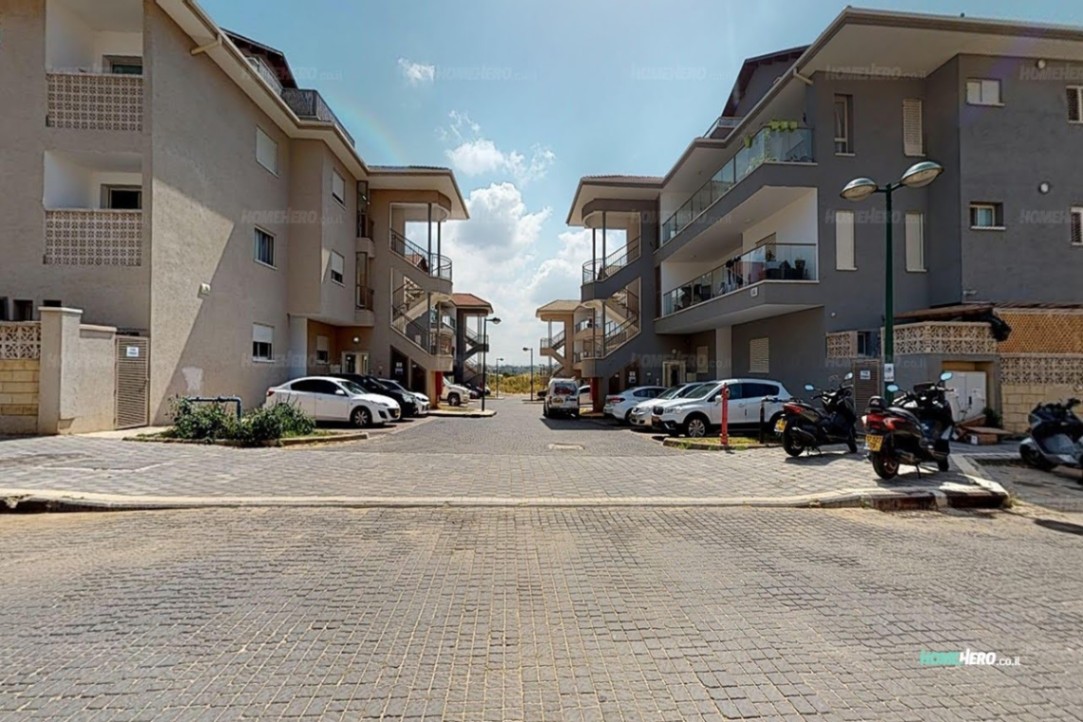 תמונה ממוזערת 9