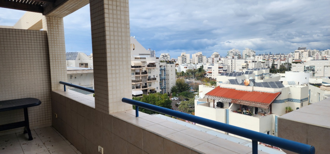 תמונה ממוזערת 4