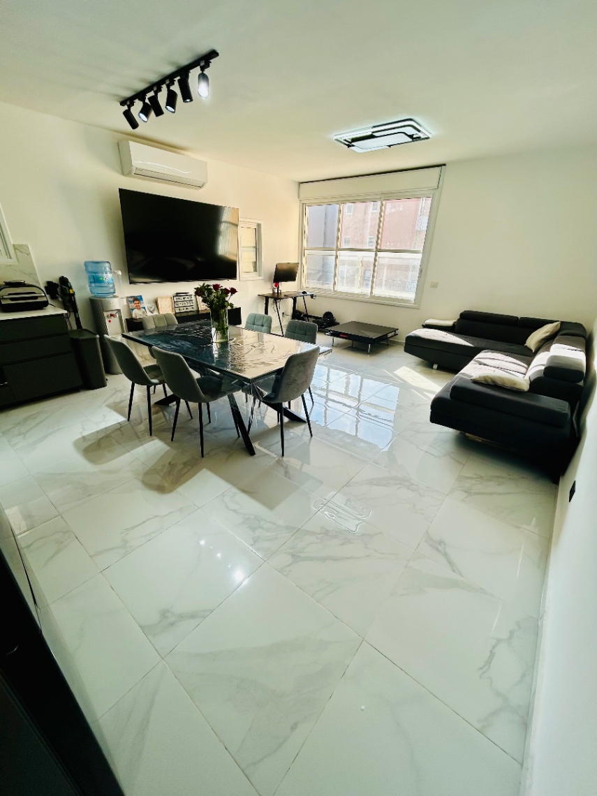 תמונה ממוזערת 5