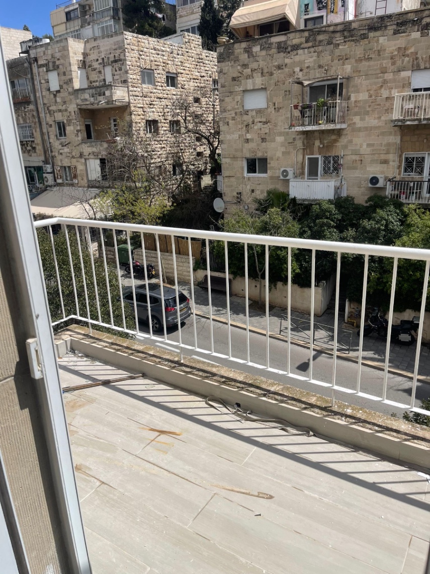 תמונה ממוזערת 5