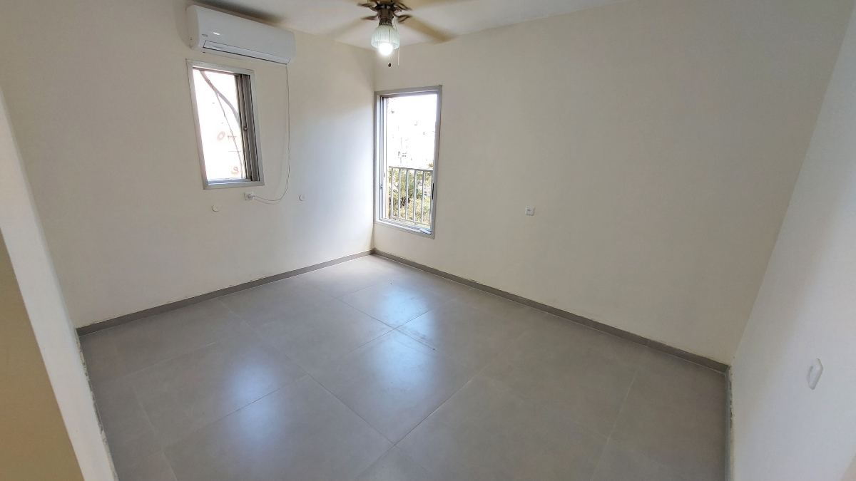 תמונה ממוזערת 4